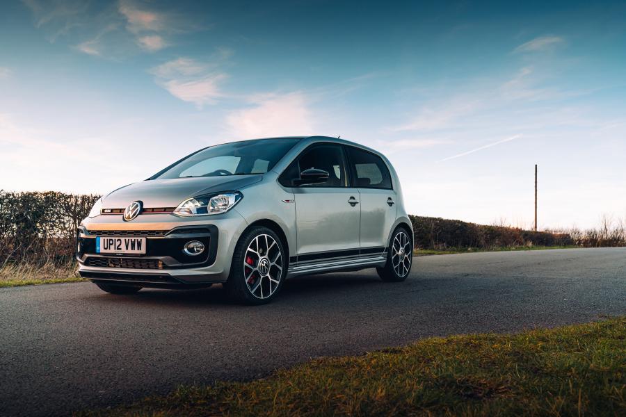  Volkswagen up! GTI 2020 года  (UK) (фото 7 из 40)